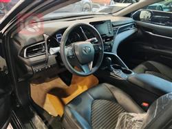 تۆیۆتا کامری